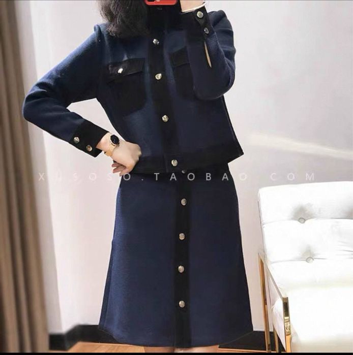 Синий костюм качественный