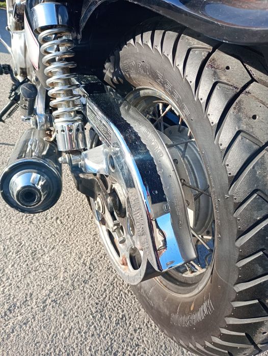 Vand motocicleta Kawasaki EN 500.