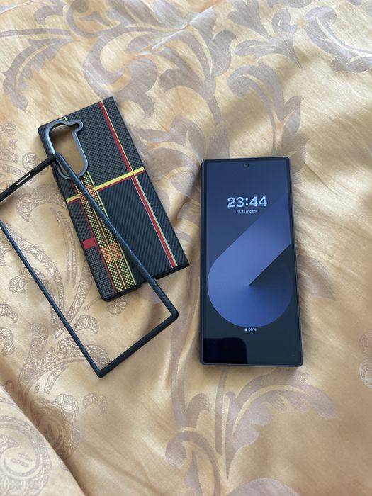 Samsung Galaxy Z Fold  6