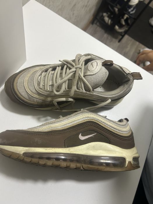 кроссовки Nike  оригинальные