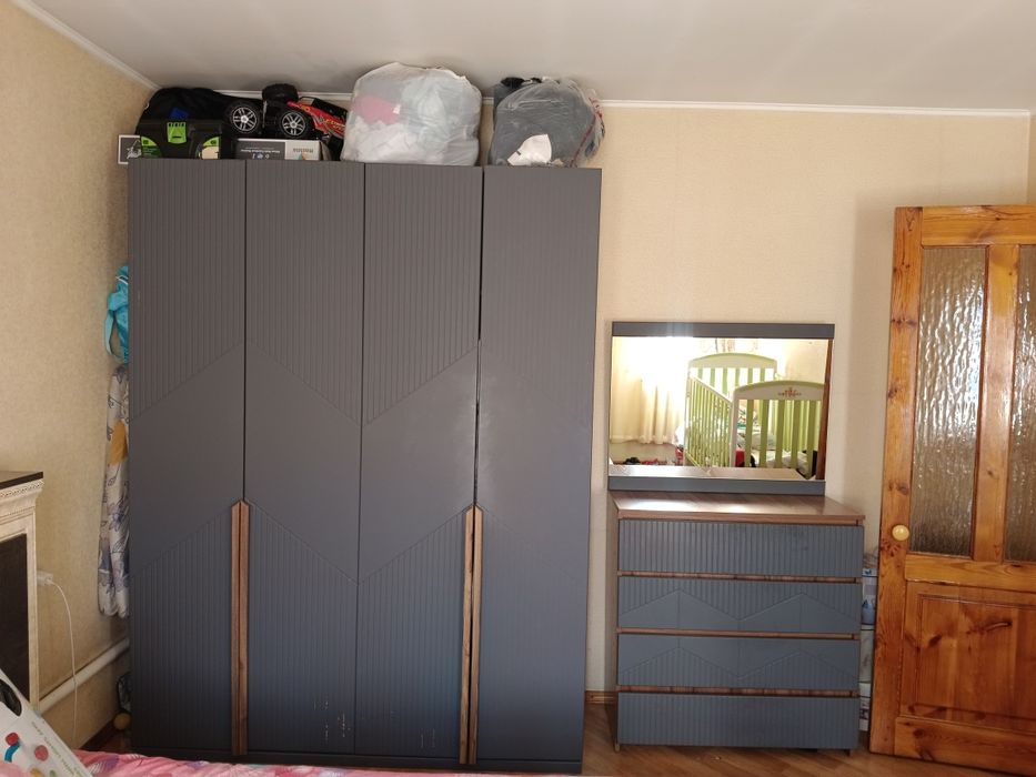 Продам шкаф, комод