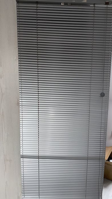 Jaluzele orizontale aluminiu