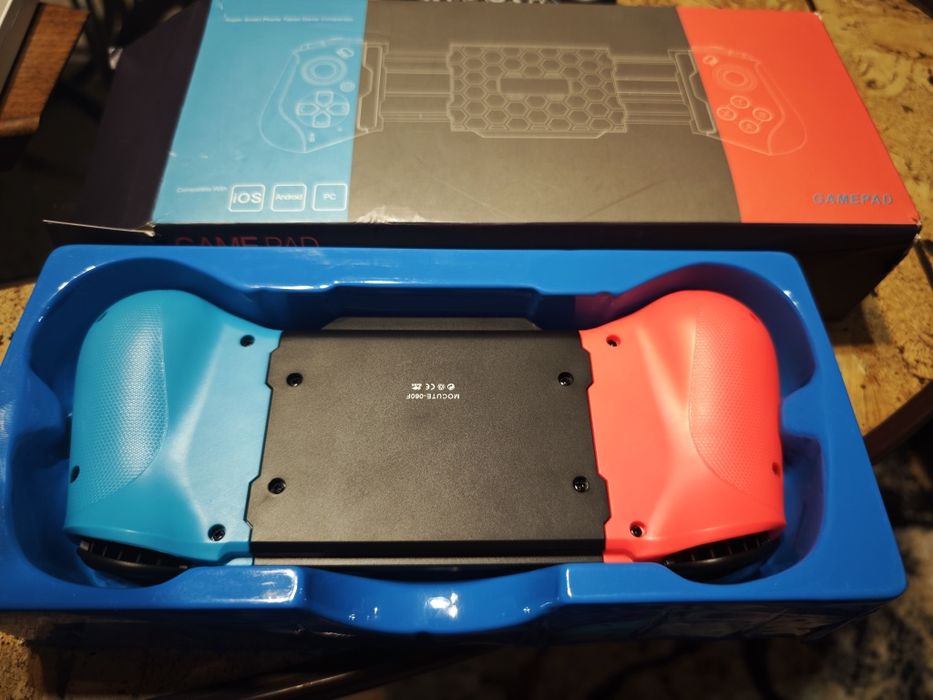 Блутут Джойстик за телефон Shan Wan