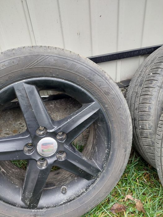 Vând cauciucuri de vară plus jante de aluminiu Seat Altea