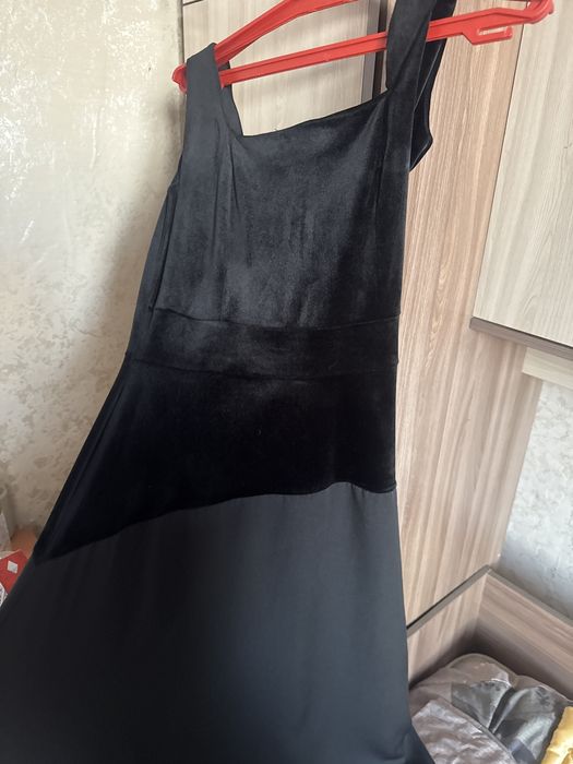 Новое чёрное платье, сшито на заказ
