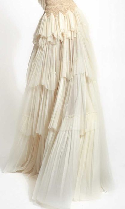 vand rochie mireasa
