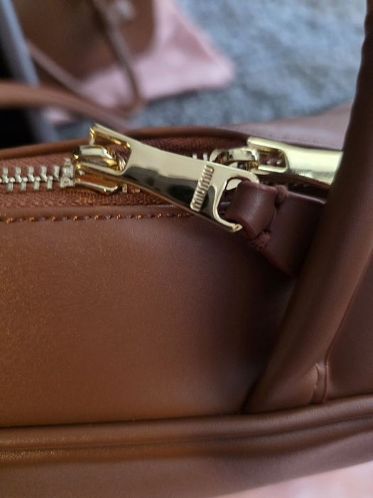 Топ чисто нова Маркова чанта кожа