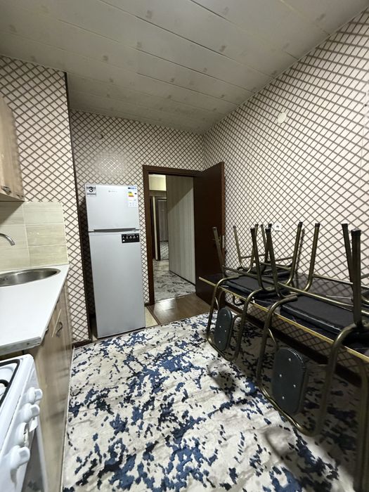 Сергели 8 худуд 3 хона 5 этаж срочно оилага ижарага берилади