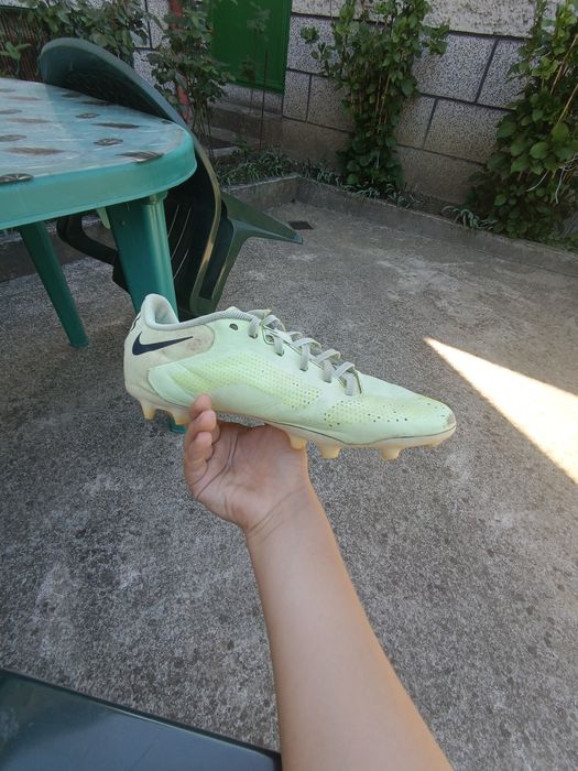 СПЕШНО!! Продавам бутонки Nike Tiempo Legend 9 Academy номер 40.5