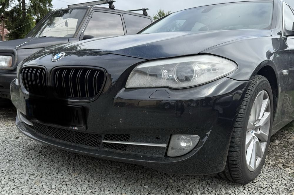 Vând spoiler complet echipat BMW seria 5 F10