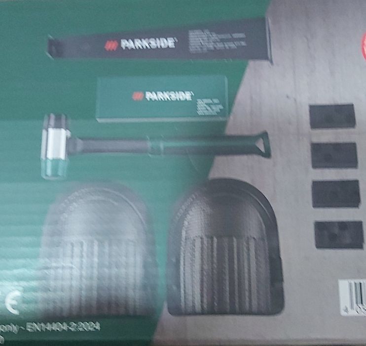 Комплект инструменти за монтаж на ламинат.