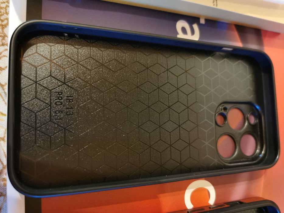 Huse și folii IPhone 13 pro