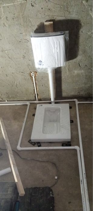 Santexnika santexnik ustanovka rakvina unitaz vana mantaj telefon