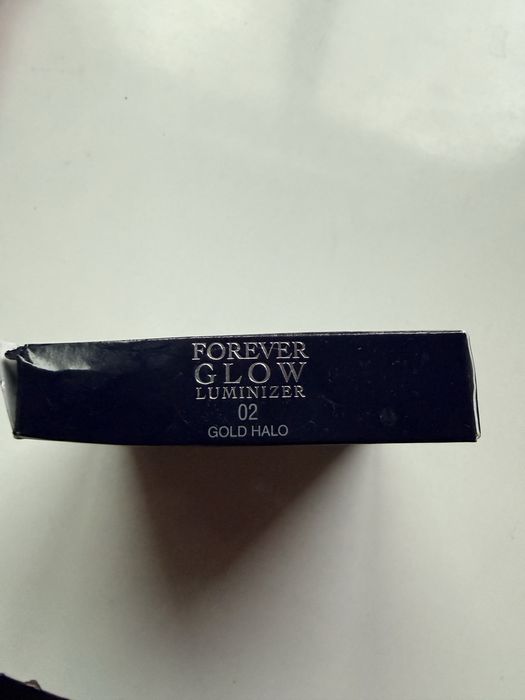 Хайлайтър на  Dior