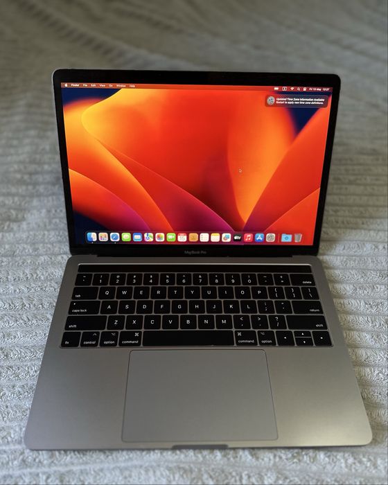 MacBook Pro 2017 TouchBar / Core I5 / макбук про ноутбук