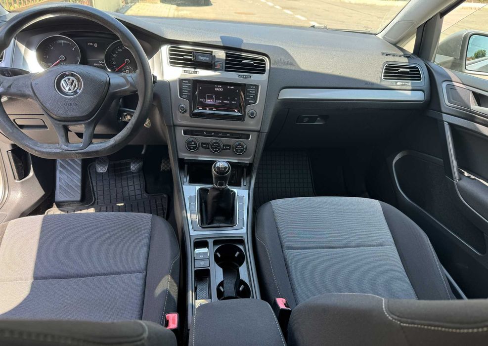 VOLKSWAGEN Golf 2013 — imagine 4