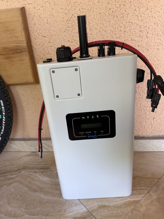 Продам сетевой инвертор Deye 10 квт модель SUN-10K-G06P3-EU-AM2.