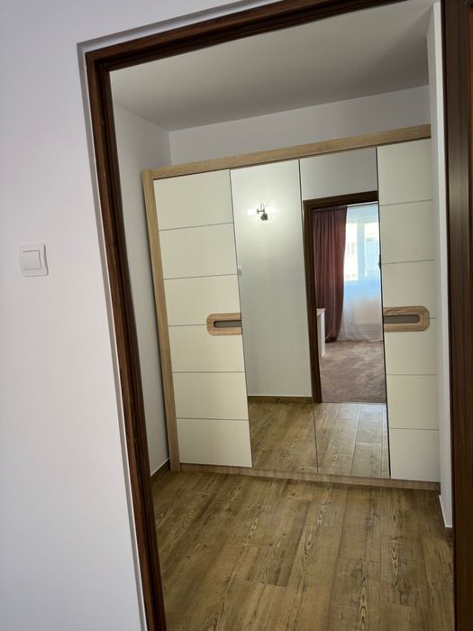 Închiriez apartament 3 camere – Podu Roș, Iași – 74 mp