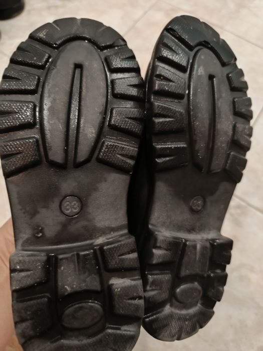 Продам обувь лоферы