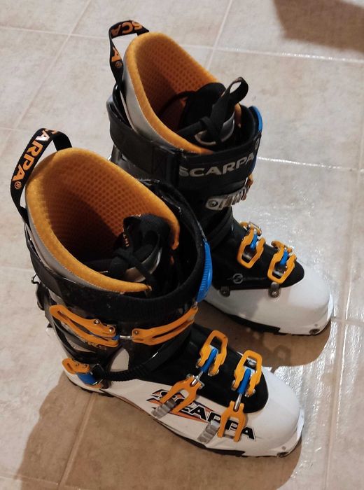 Ски туринг комплект - ски, автомати, обувки и колани