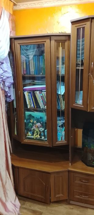 Продам горку(сервант)СРОЧНО!!!