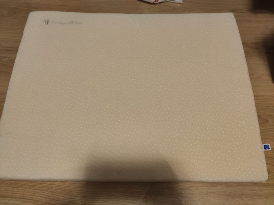 Бебешка антирефлуксна възглавница