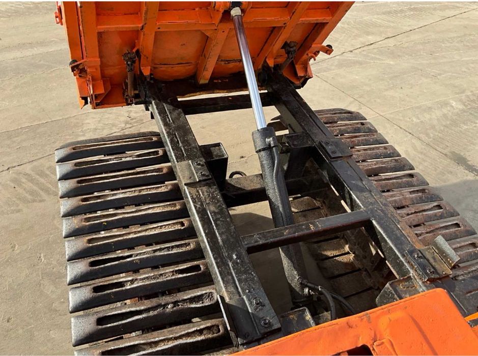 Basculanta pe senile Kubota RC30 Diesel