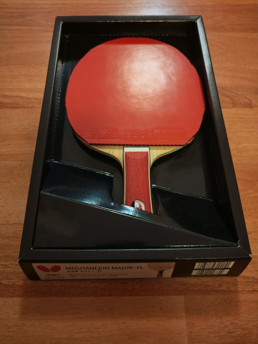 Paleta ping pong Butterfly Mizutani J