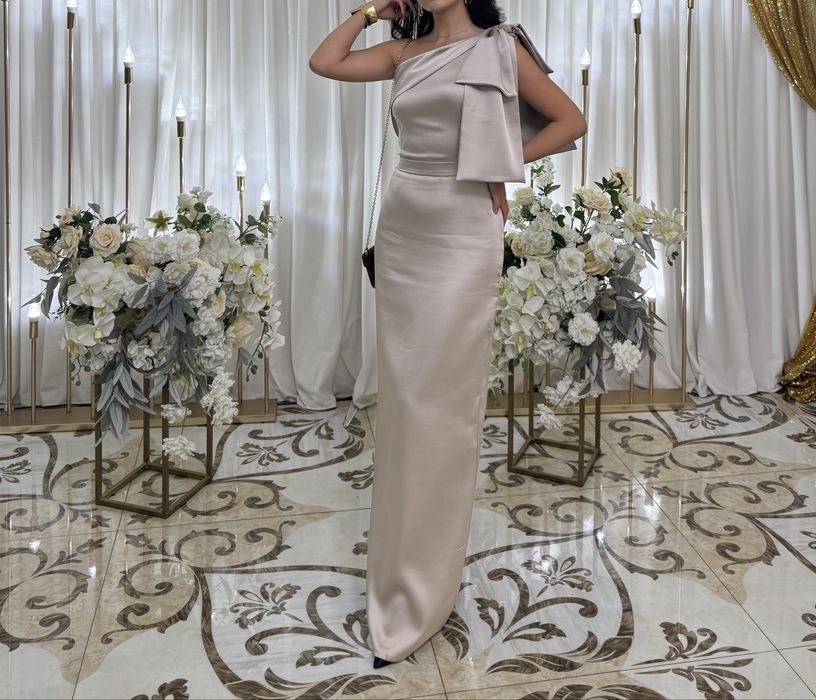 Вечернее платье