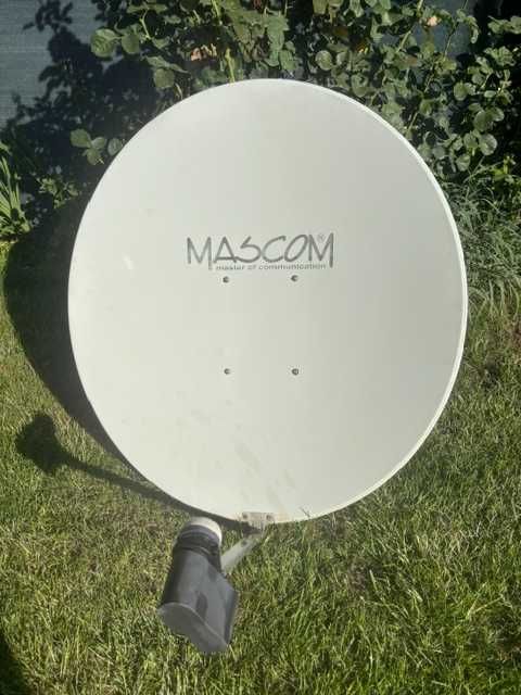 Antena satelit offset din aluminium cu diametrul de 1m, MASCOM