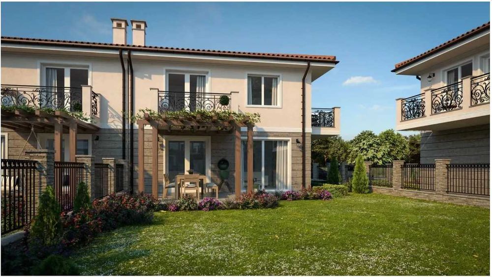 Предлагаме еднофамилни къщи в град Поморие