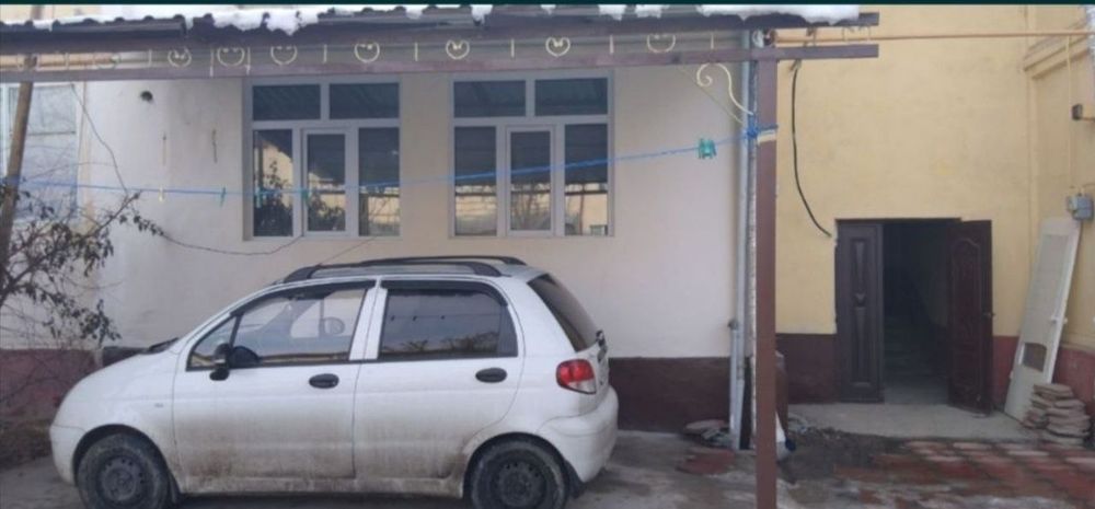 уй сотилади 2 хона