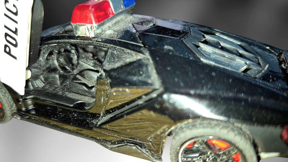 Метални реалистични модели на Lamborgini Veneno i LP770-4 Police Lambo