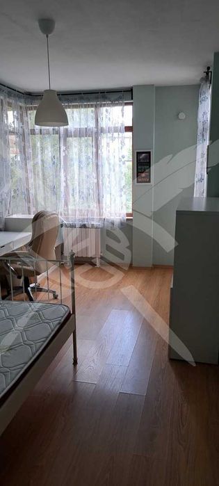 Дава се под наем Тристаен апартамент в София, Център - 130 кв.м за 1600 € - Снимка #4