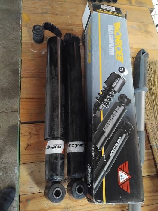 Амортисьори за т.авт. подаряват се.