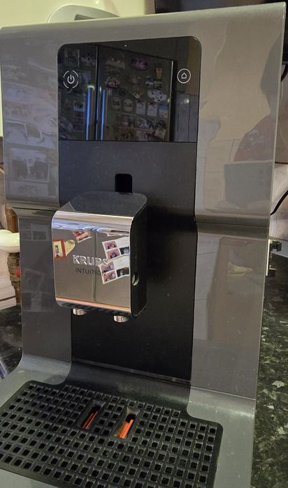 Vând Aparat de Cafea Krups Intuition