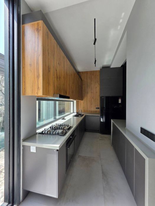 Продается новый Евродом   Мирзо-Улугбекский район  Центр луначарского