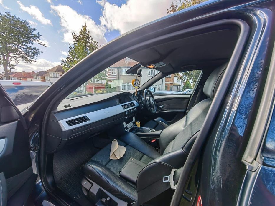 Dezmembrez BMW 520d LCI an 2008 M-PACK motor 2.0d 177cp,NAVI,Recaro