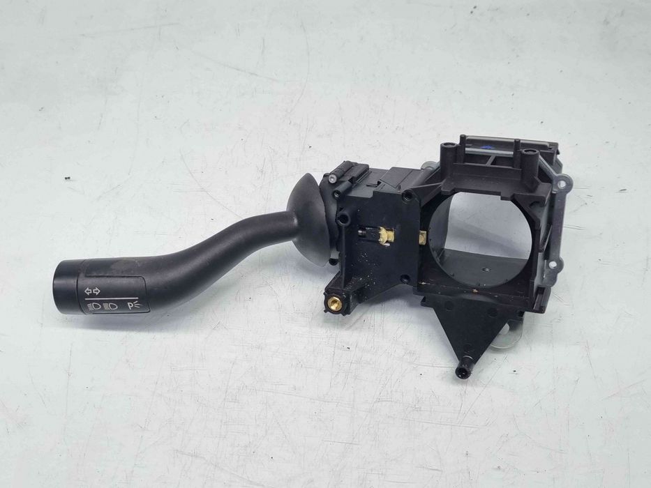 Maneta semnalizare Volkswagen Touareg (7LA, 7L6) [Fabr 2003-2010] 3D0