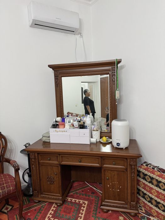 Спальный гарнитур