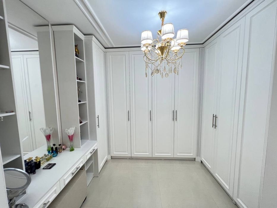Новостройка “Oq Saroy” от Urban Stroy 3 комнатная 3 этаж, 210м2