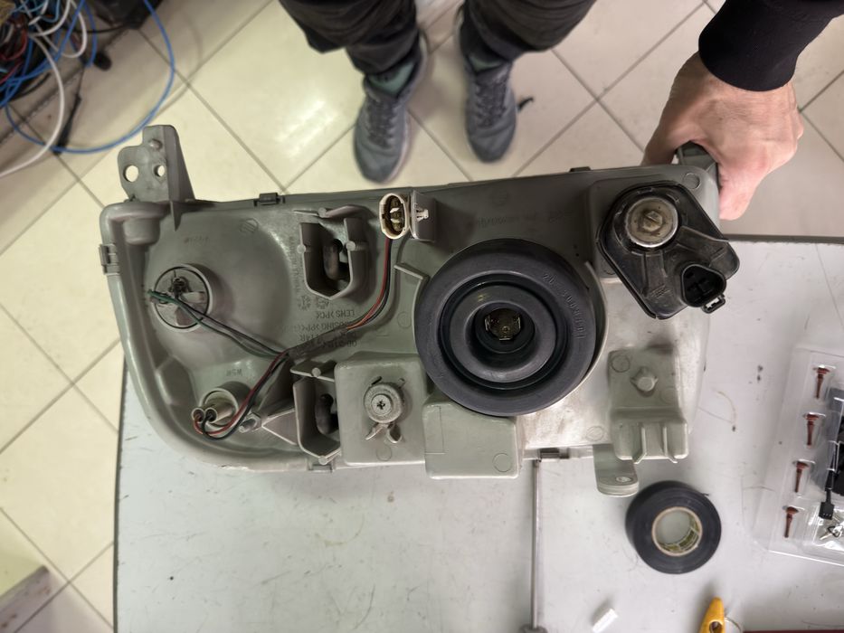 Фарове Suzuki Grand Vitara 1998-2005