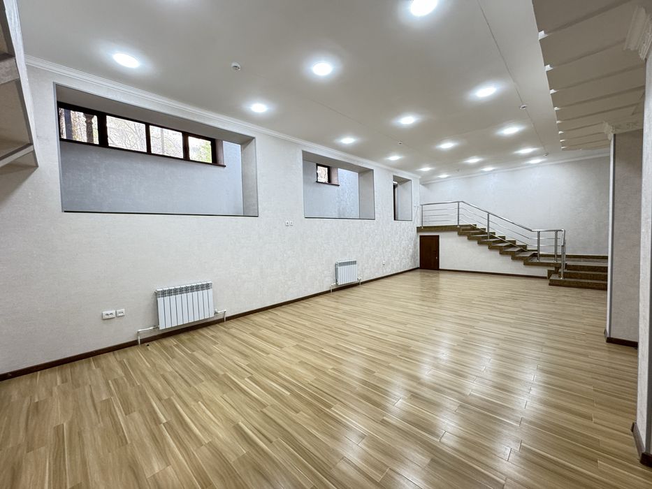 Аренда под офис в Центре, Алайский рынок