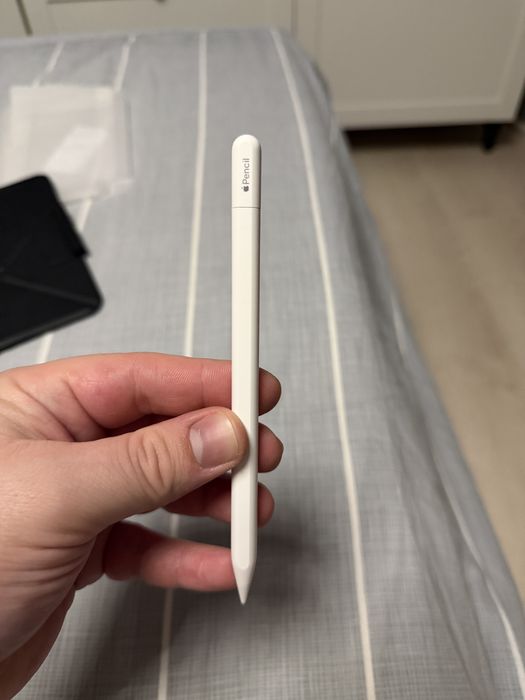 iPad Mini 7 (A17 Pro) Starlight 128GB + Apple Pencil + Husă Pitaka + Folie paperlike