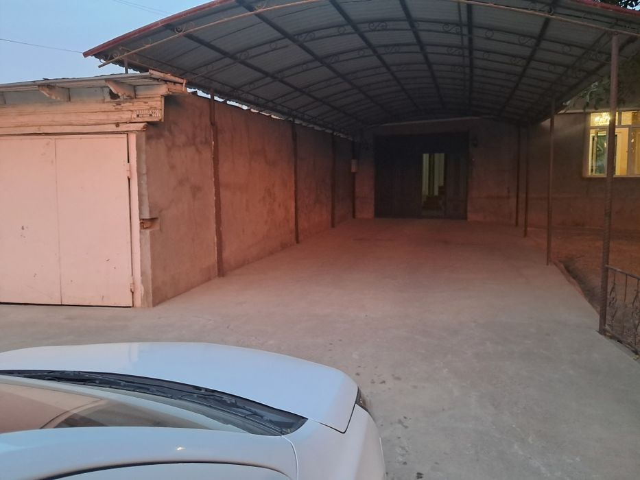 Uy sotiladi 15 sotih