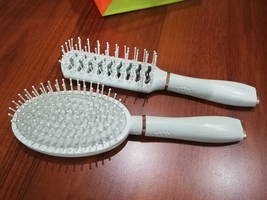 Четки за коса Standelli - 2 бр.