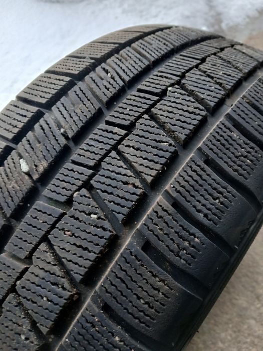 Продам зимние шины