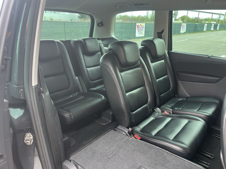Vand Seat Alhambra 2017 euro 6 cu 7 locuri