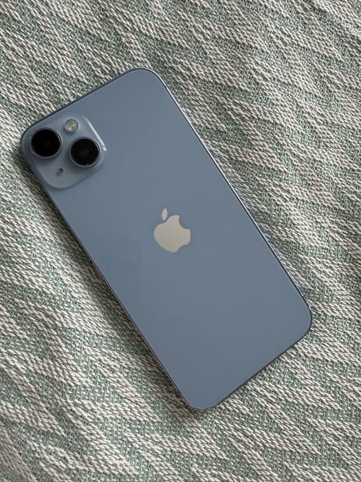 Айфон 14плюс, 256 память, в хорошем состоянии.