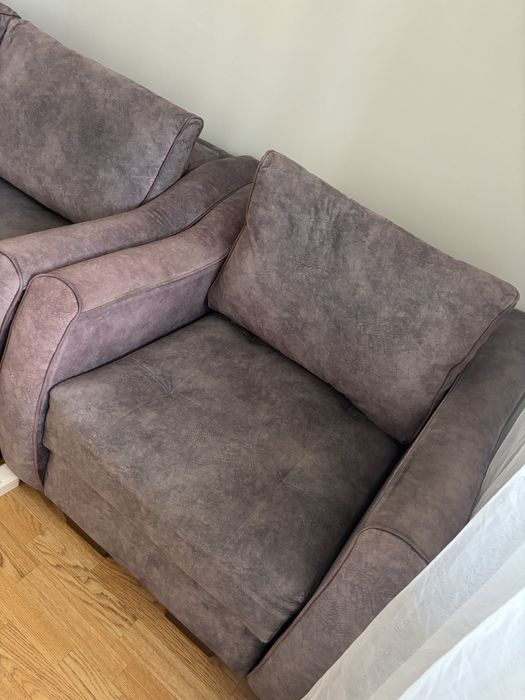 Диван в хорошем состоянии